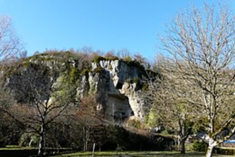 La Grotte du Moulin de Laguenay: Limousineko esku beltzak